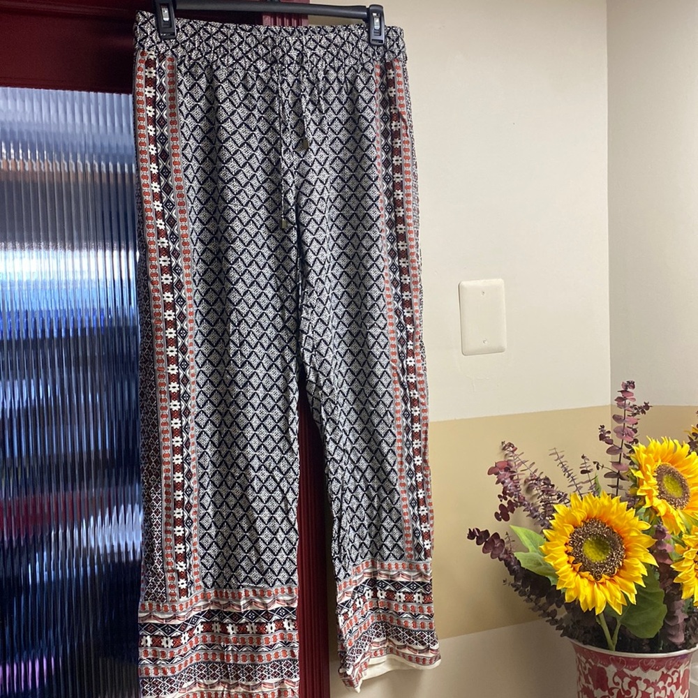 Lucy&Laurel Pretty Print Adjustable Waist Pants N… - image 1